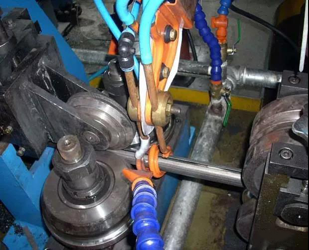 关于二手高频焊管机焊管坯缺陷对焊管质量的影响(5)